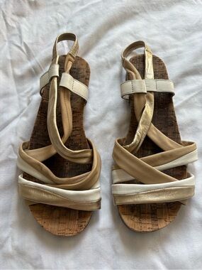 Joseph Seibel Women’s Strap Sandals in Beige, Gold & White